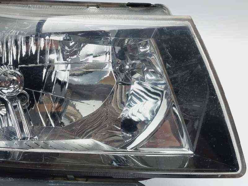 Recambio de faro derecho para chevrolet cruze ls+ referencia OEM IAM 95956272 95137776 2