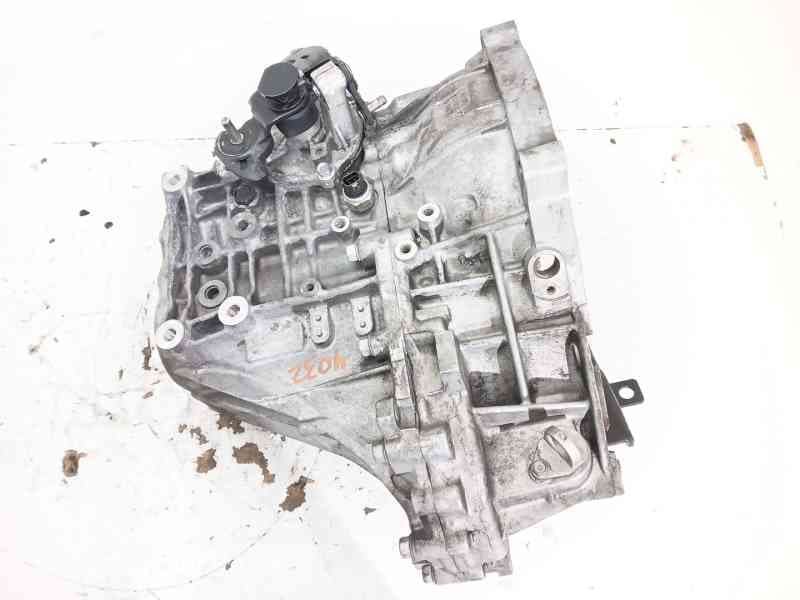 Recambio de caja cambios para kia carens iv 1.7 crdi referencia OEM IAM WJW6C  WJW6 5