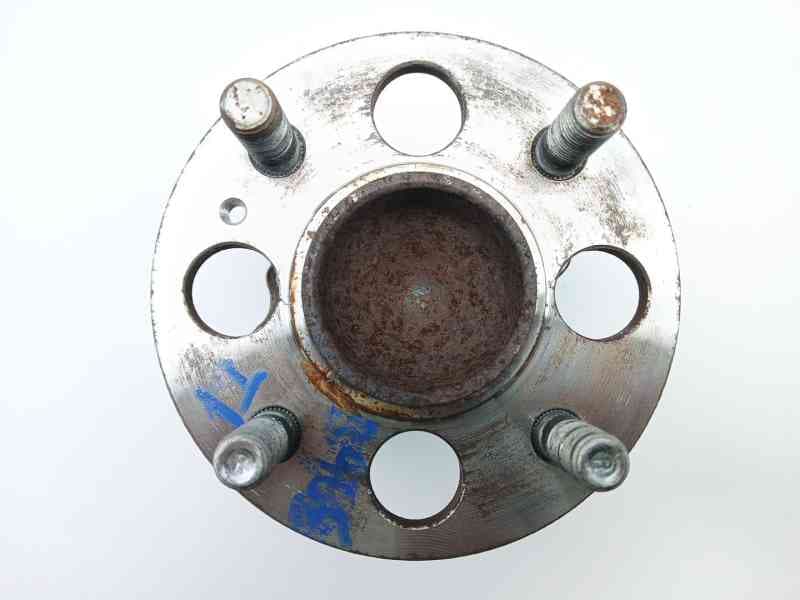 Recambio de buje para kia rio iii (ub) 1.25 cvvt referencia OEM IAM 527500U000