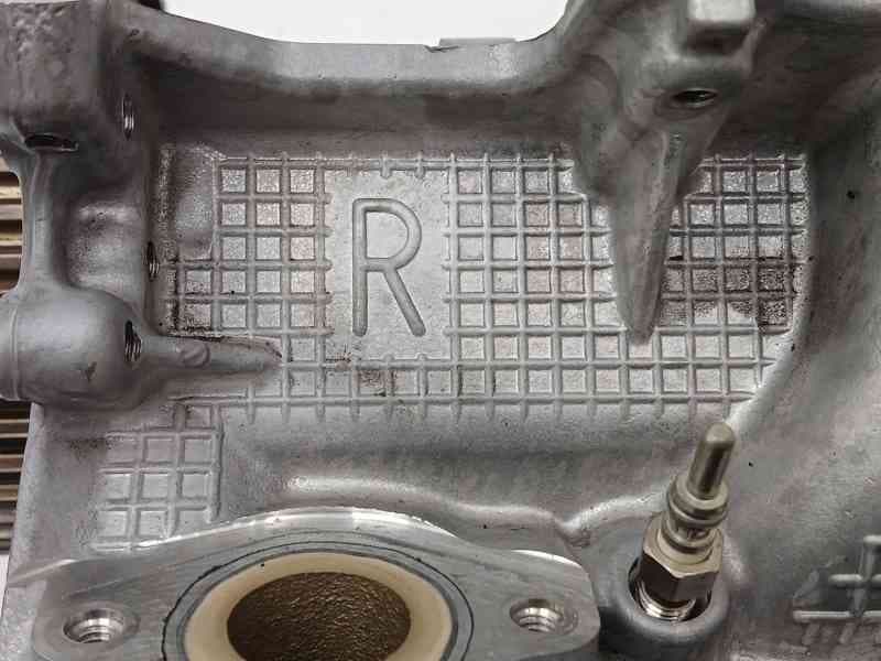 Recambio de culata para jaguar xf i (x250) 3.0 d referencia OEM IAM PM9X2Q6090DA 6