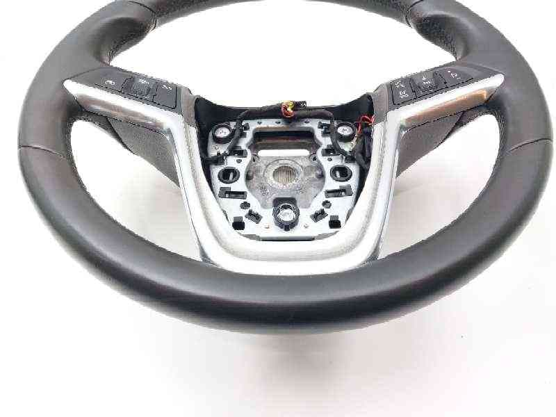 Recambio de volante para opel insignia berlina cosmo referencia OEM IAM 13316547 4