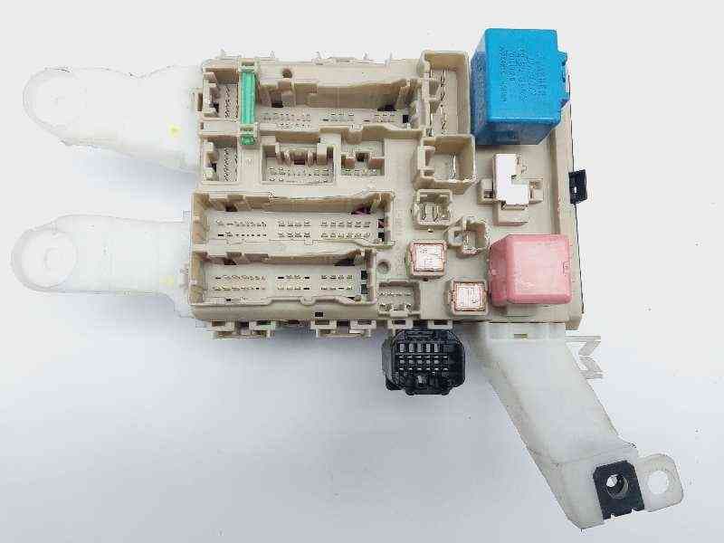 Recambio de caja reles / fusibles para toyota verso active referencia OEM IAM 827300F280