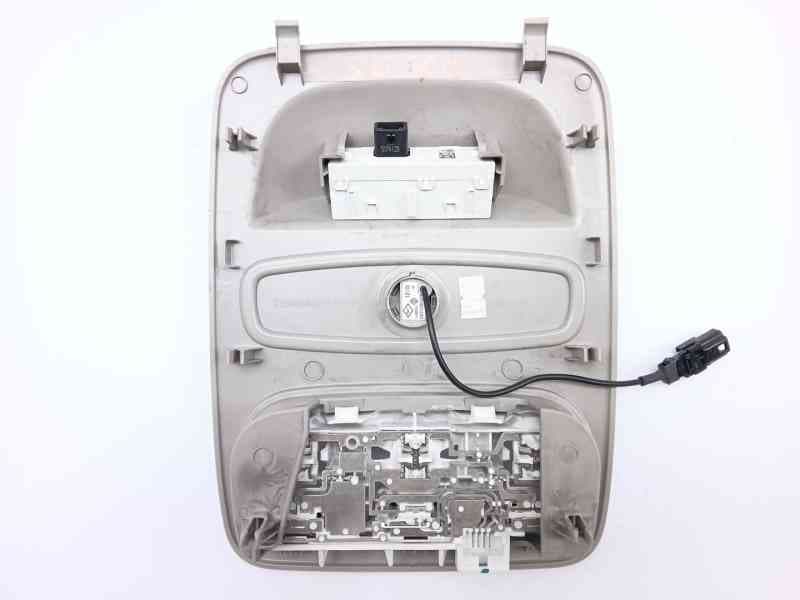 Recambio de luz interior para renault captur referencia OEM IAM 739486822R 2