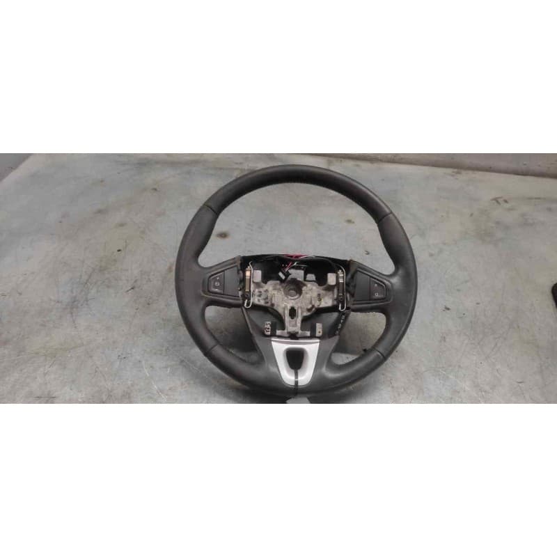 Recambio de volante para renault megane iii berlina 5 p dynamique referencia OEM IAM - Negro
