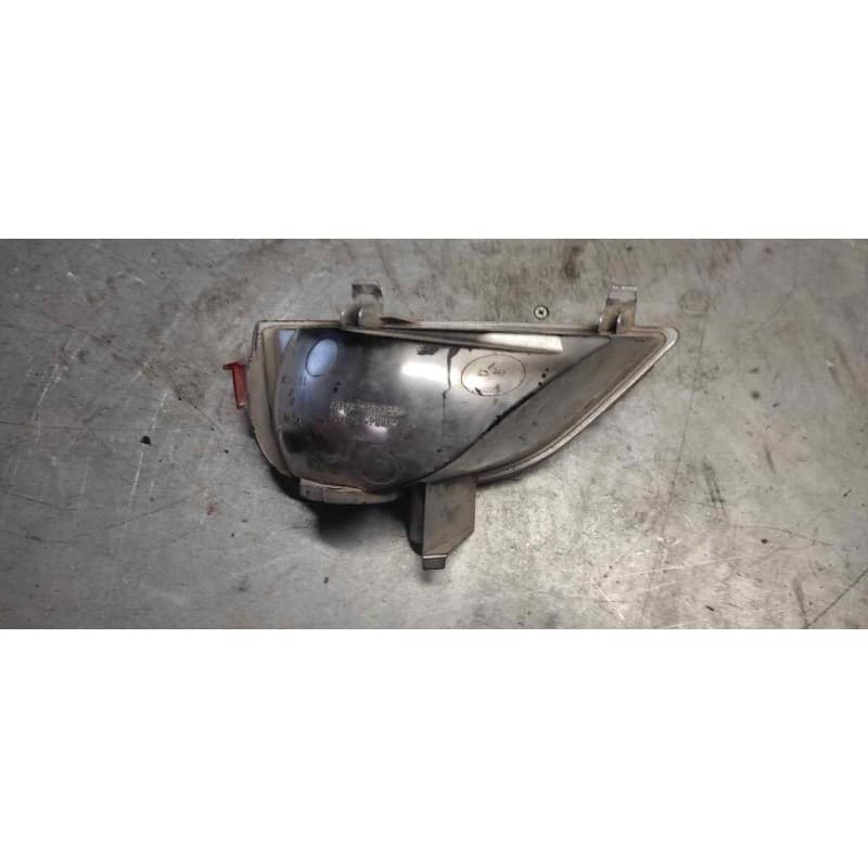 Recambio de faro antiniebla trasero derecho para dacia sandero referencia OEM IAM - Blanco 2