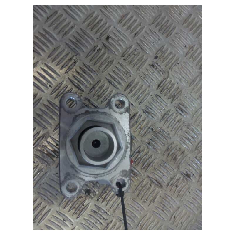 Recambio de bombin freno para isuzu npr npr 77 g referencia OEM IAM - Blanco 2