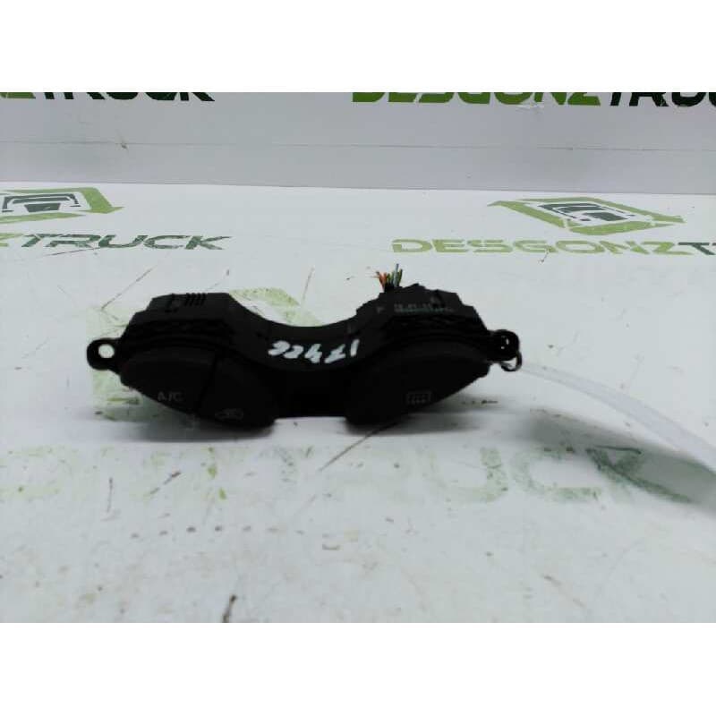 Recambio de boton antivaho para ford focus berlina (cak) ghia referencia OEM IAM