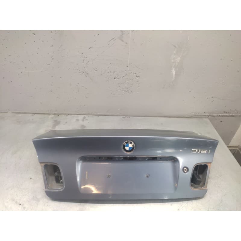 Recambio de tapa maletero para bmw serie 3 berlina (e46) 318d referencia OEM IAM - Negro 4