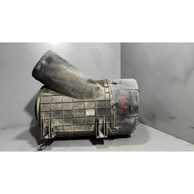 Recambio de filtro aire para scania r i r 500 referencia OEM IAM 1870000 - Blanco