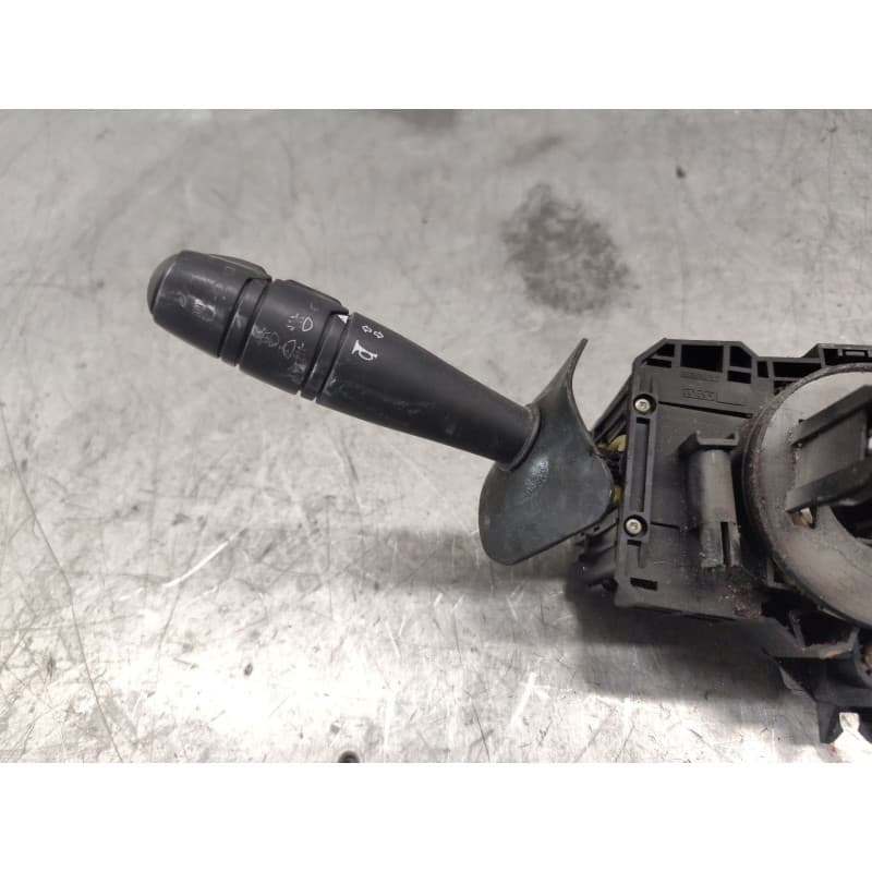 Recambio de mando multifuncion para dacia logan 1.6 cat referencia OEM IAM 8200213173 4