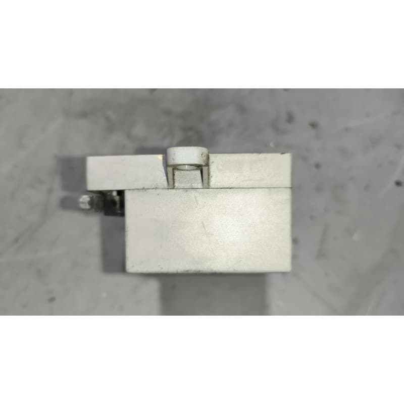 Recambio de modulo electronico para iveco crossway referencia OEM IAM 42629S24 MASATS 5