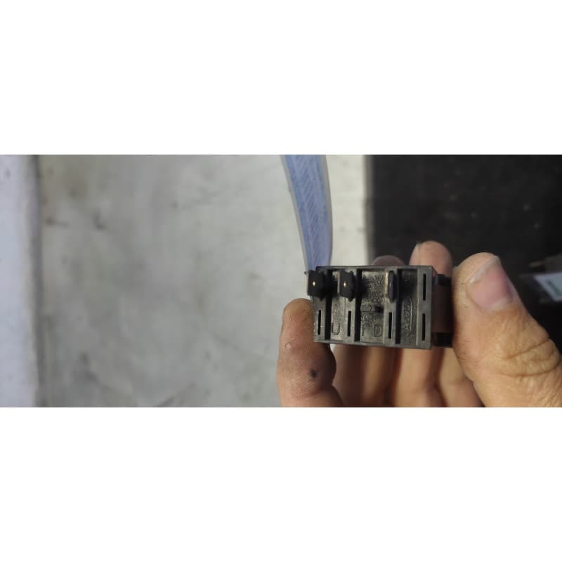 Recambio de boton antiniebla trasero para seat panda 0.9 referencia OEM IAM 2