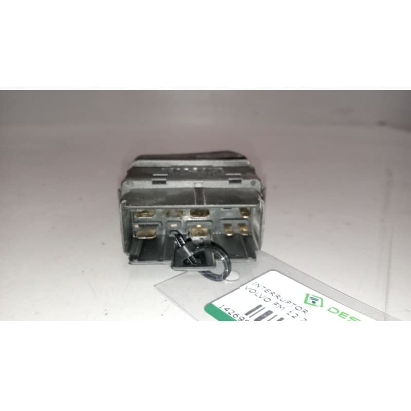 Recambio de interruptor para volvo fm 12 2002 referencia OEM IAM 1077938 - Blanco 4
