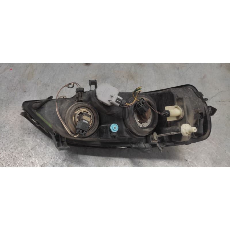 Recambio de faro izquierdo para opel astra g berlina comfort referencia OEM IAM