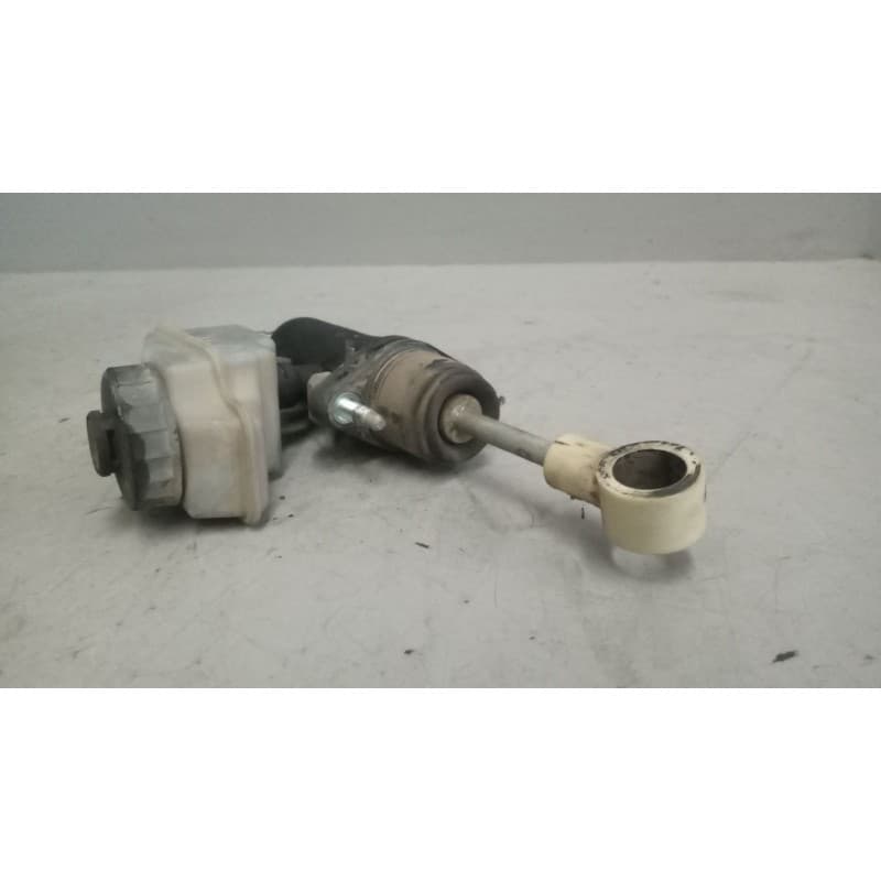 Recambio de bombin embrague para volvo fm 12 2002 referencia OEM IAM 20553687 - Blanco 2