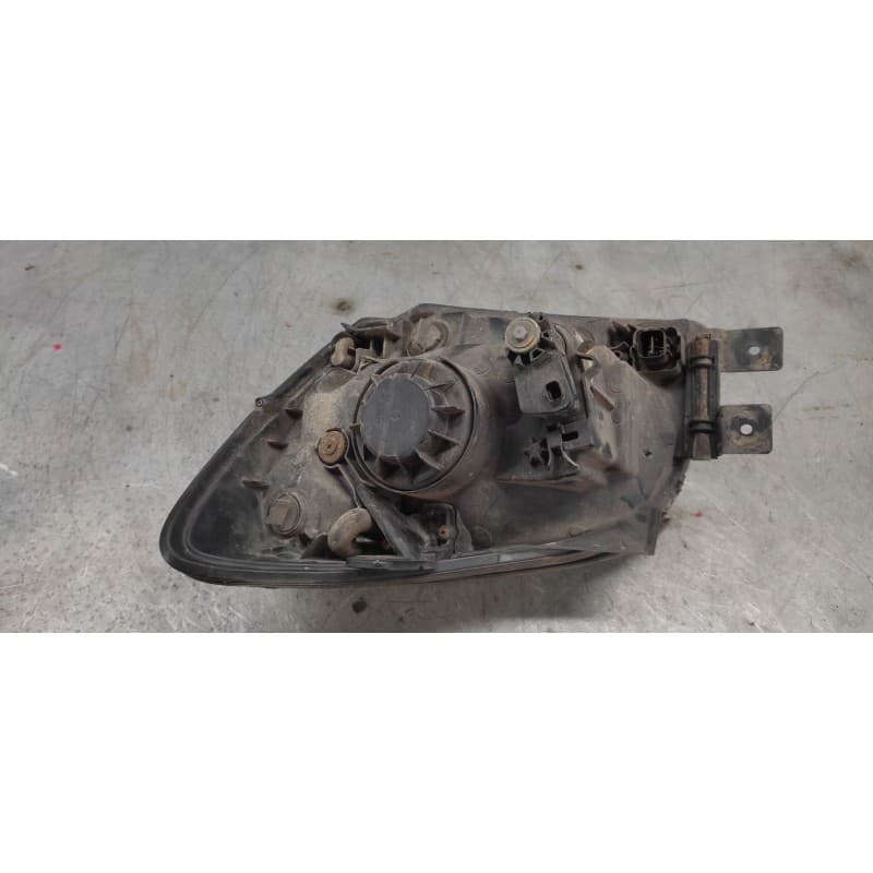Recambio de faro derecho para kia sportage ex referencia OEM IAM - Negro