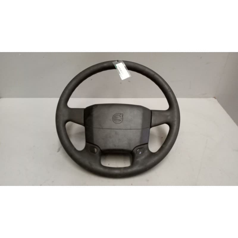 Recambio de volante para volvo fm 12 2002 referencia OEM IAM - Blanco