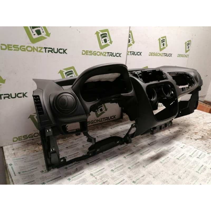 Recambio de salpicadero para fiat fiorino referencia OEM IAM - Blanco 2