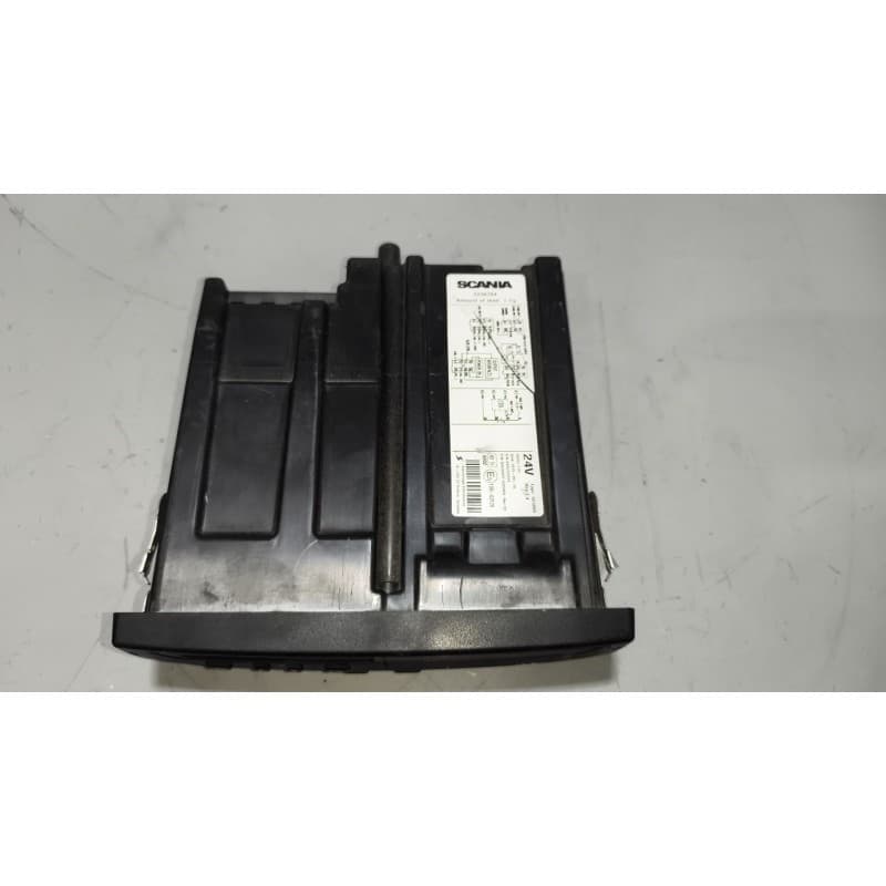 Recambio de tacografo para scania magnus referencia OEM IAM SE5000 2236784 REV7.4 2