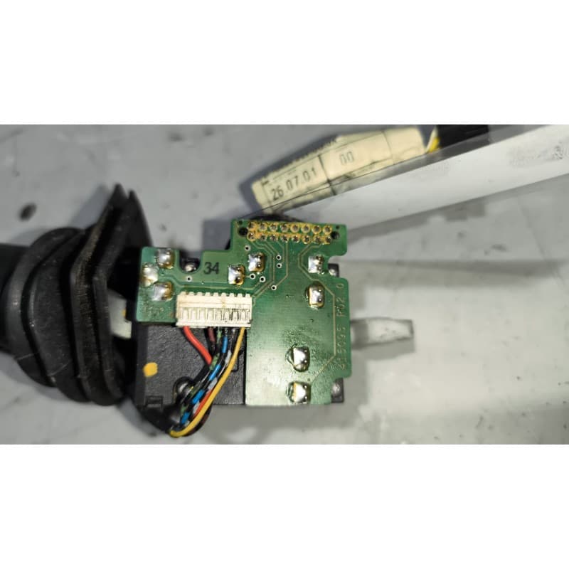 Recambio de mando intermitentes para iveco crossway referencia OEM IAM 5802518451 2