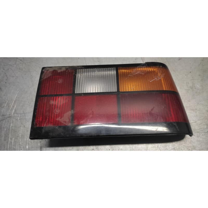 Recambio de piloto trasero derecho para ford orion gl referencia OEM IAM