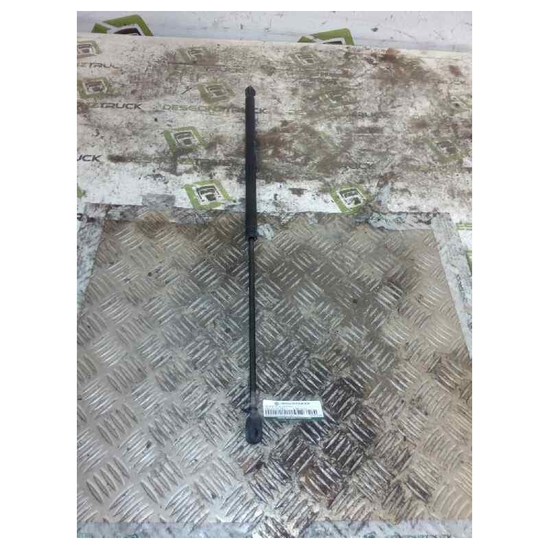 Recambio de bombin calandra para volvo fh referencia OEM IAM 20379348 - Blanco