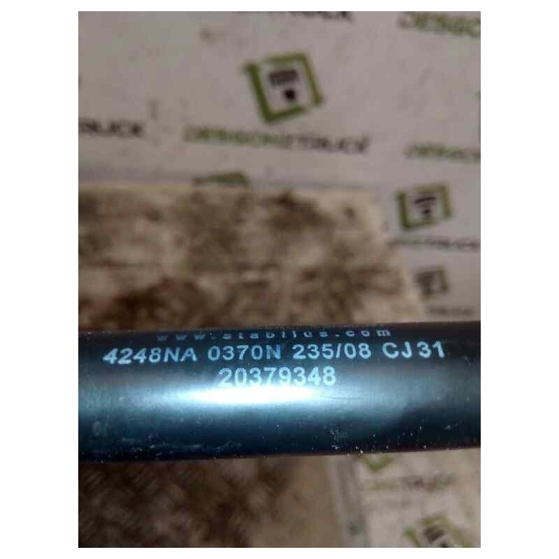 Recambio de bombin calandra para volvo fh referencia OEM IAM 20379348 - Blanco 2