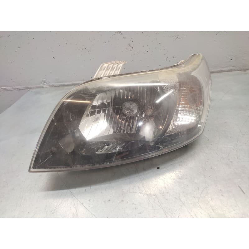 Recambio de faro izquierdo para chevrolet aveo 1.4 cat referencia OEM IAM - Blanco