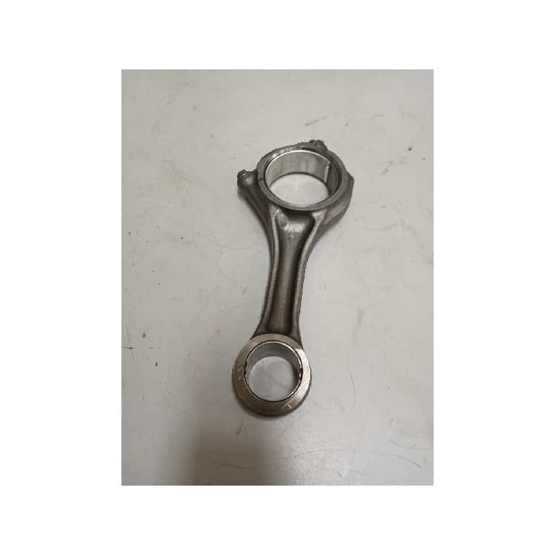 Recambio de biela para iveco eurocargo 05.03  5.9 diesel referencia OEM IAM 4898808 - Blanco
