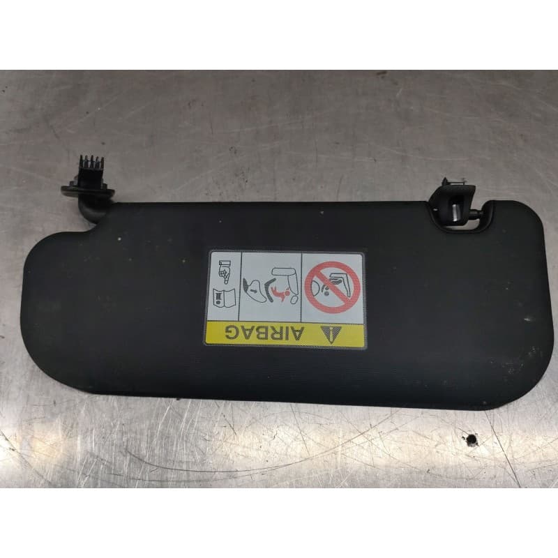 Recambio de parasol derecho para hyundai i30 (gd) 1.6 crdi referencia OEM IAM 4