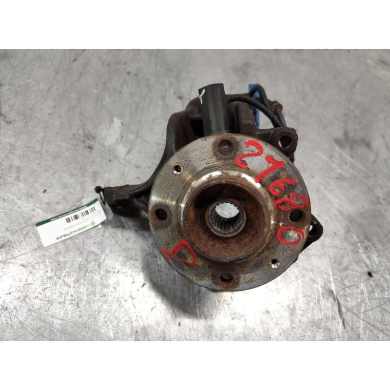 Recambio de mangueta delantera derecha para peugeot 207 sw confort referencia OEM IAM - Blanco