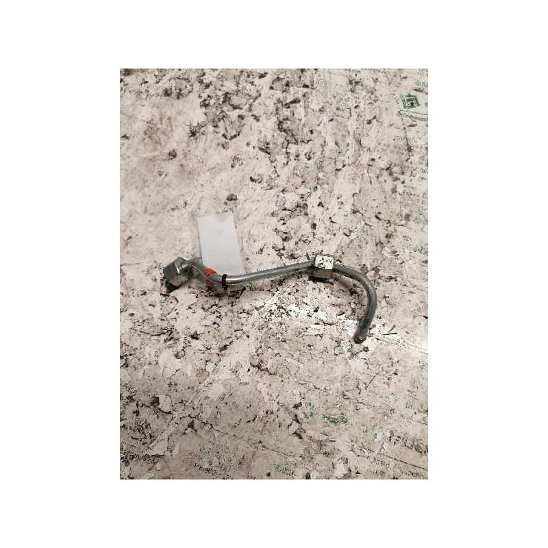 Recambio de tubo para ssangyong kyron 2.0 referencia OEM IAM   INYECTORES 2