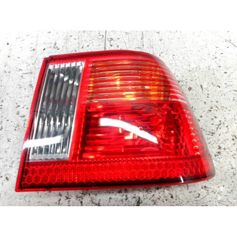 Recambio de piloto trasero derecho para seat ibiza (6k1) free sky referencia OEM IAM