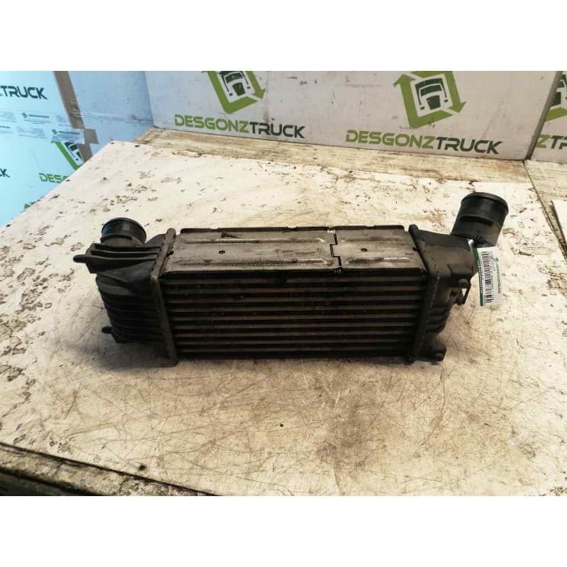 Recambio de intercooler para peugeot 407 st sport pack referencia OEM IAM 9645682880 - Negro