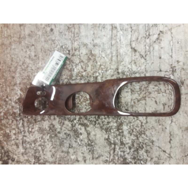 Recambio de moldura para daewoo tacuma se referencia OEM IAM 96446353 - Verde