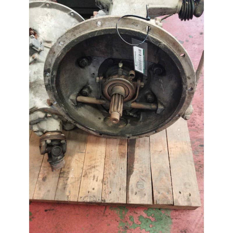 Recambio de caja cambios para barreiros trucks . c14 referencia OEM IAM 3
