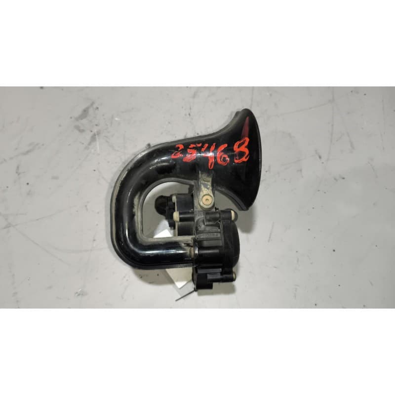 Recambio de claxon para renault magnum ab diesel referencia OEM IAM - Blanco 6
