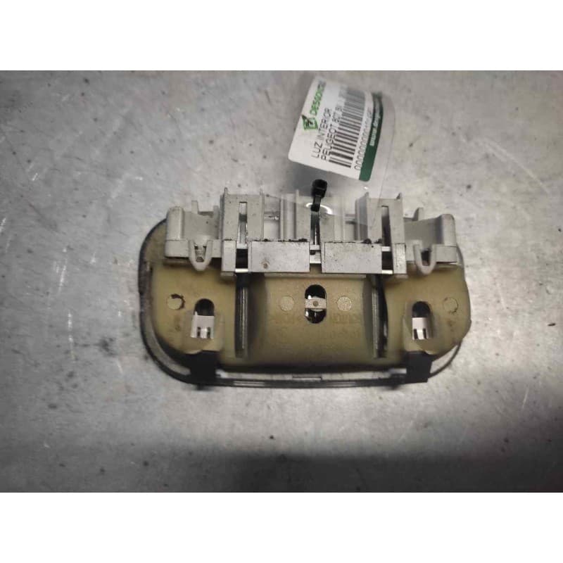 Recambio de luz interior para peugeot 807 sv referencia OEM IAM  2/4/2 PINS DELANTERA - Negro 2