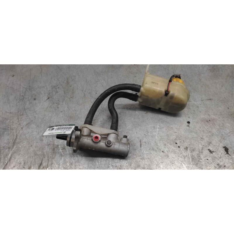 Recambio de bomba freno para chevrolet tacuma se referencia OEM IAM 96388704 - Verde