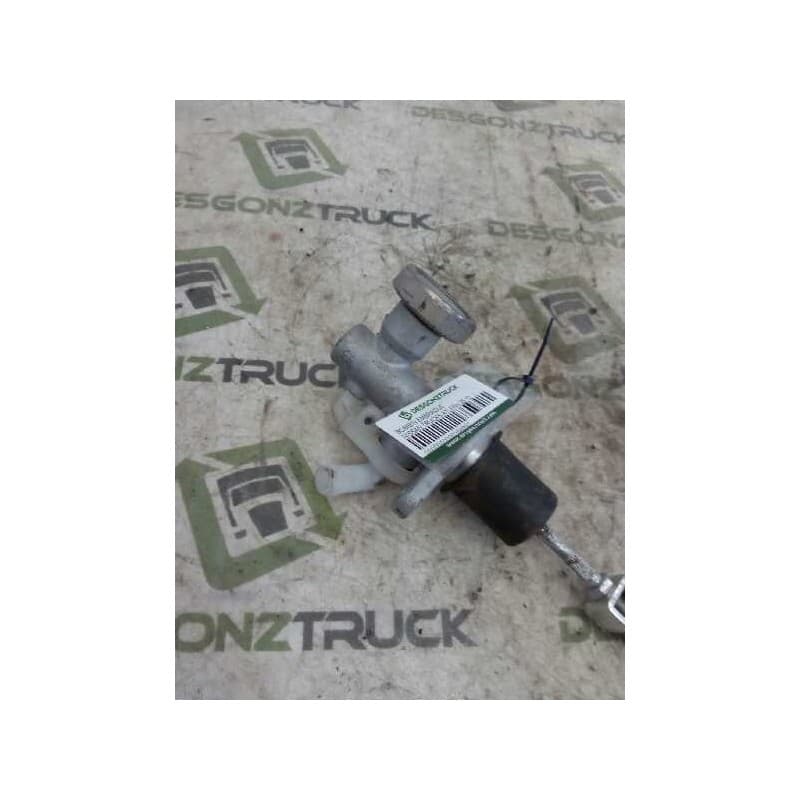 Recambio de bombin embrague para nissan trucks atleon 35.15 referencia OEM IAM - Blanco