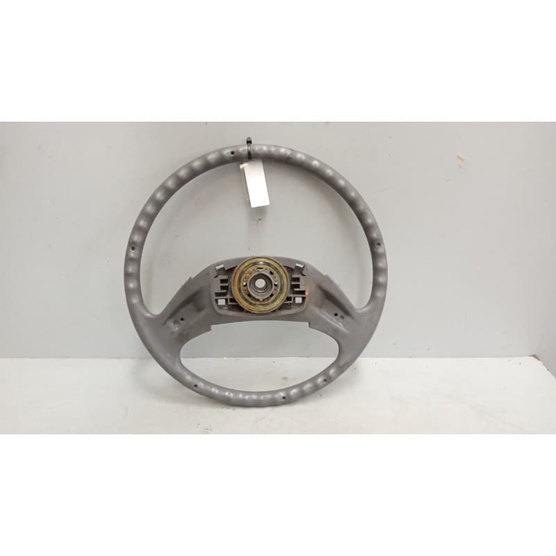Recambio de volante para nissan cabstar 09.06 referencia OEM IAM 2
