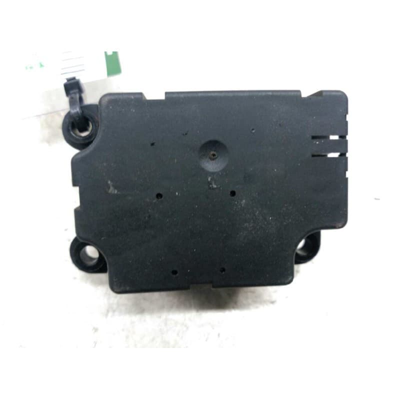 Recambio de motor regulador climatizacion para peugeot 307 (s1) xs referencia OEM IAM - Blanco