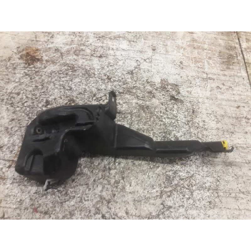 Recambio de deposito limpia para opel astra gtc cosmo referencia OEM IAM - Gris
