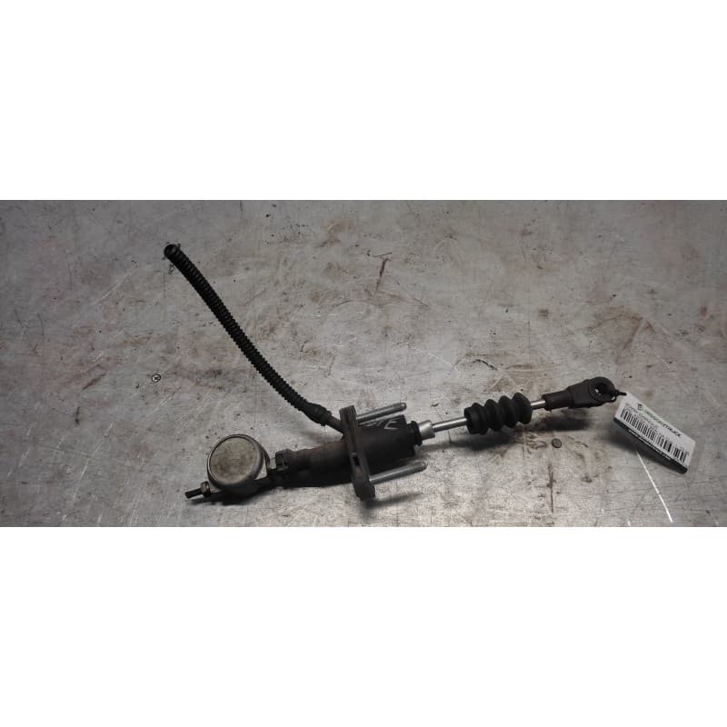 Recambio de bomba embrague para opel astra g berlina club referencia OEM IAM 90523769