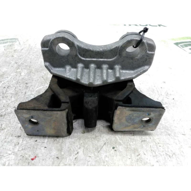 Recambio de soporte motor derecho para opel corsa c club referencia OEM IAM - Blanco