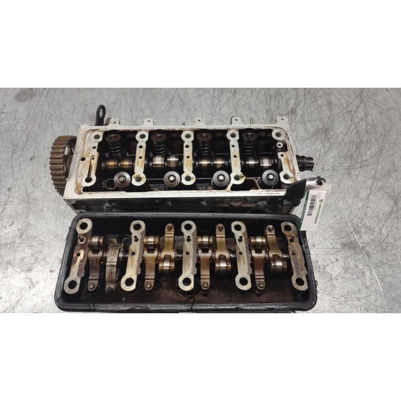 Recambio de culata para peugeot 206 berlina xr referencia OEM IAM - Plata