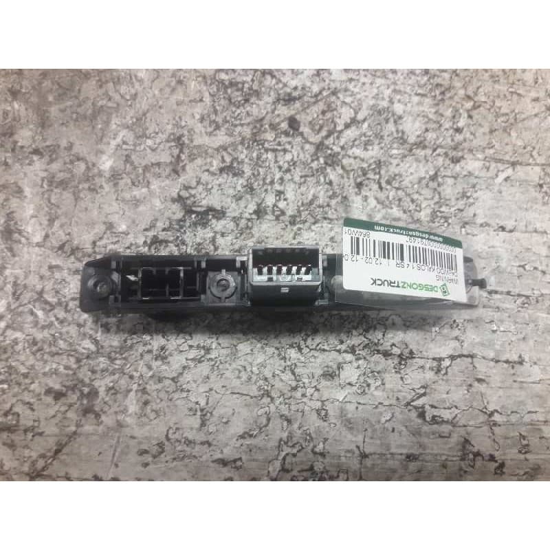 Recambio de warning para daewoo kalos 1.4 sr referencia OEM IAM 864W0140 8 PINS 2