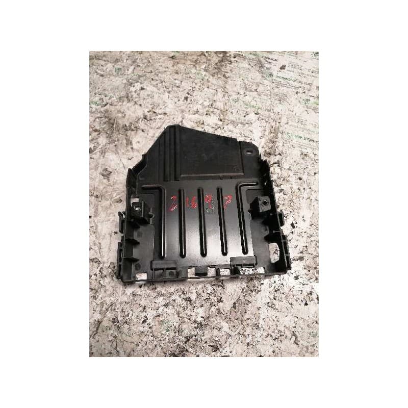 Recambio de soporte para peugeot 207 rc referencia OEM IAM 9656775680 - Rojo 2
