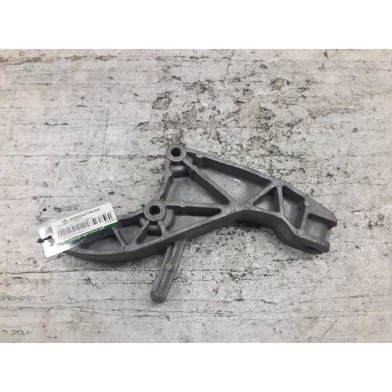 Recambio de soporte cambio para opel astra gtc cosmo referencia OEM IAM 24459826 - Blanco
