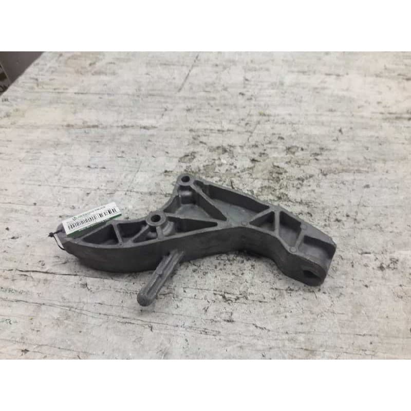 Recambio de soporte cambio para opel astra gtc cosmo referencia OEM IAM 24459826 - Blanco 2